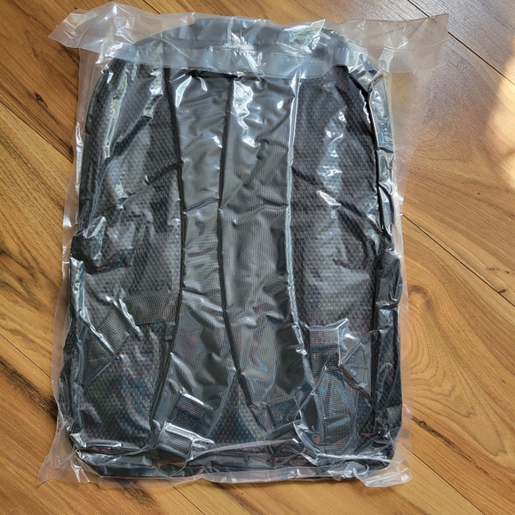 Nwt elsa frozen backpack - Picture 2 of 2